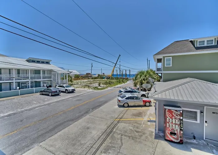Aqua View Motel
